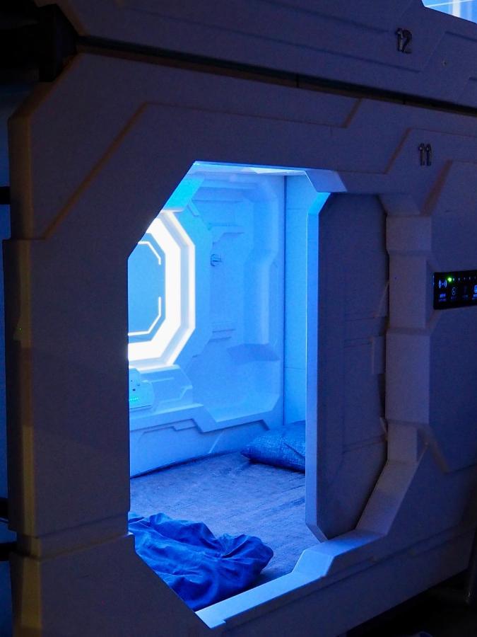 Bestow Capsule Hostel Kuala Lumpur Exterior foto